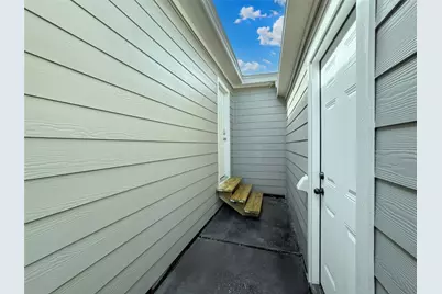 429 17th Avenue N, Texas City, TX 77590 - Photo 37