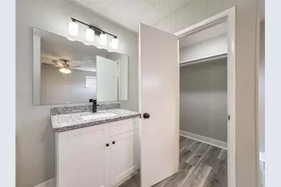 429 17th Avenue N, Texas City, TX 77590 - Photo 27