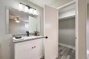 429 17th Ave N, Texas City, TX 77590 - Photo 15