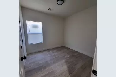 5608 Tommye Street #B, Houston, TX 77028 - Photo 5