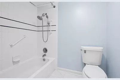 2110 Wilcrest Drive #105, Houston, TX 77042 - Photo 15