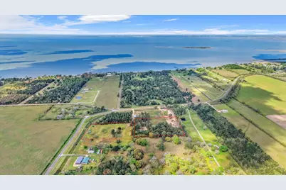 0 Crossover, Anahuac, TX 77514 - Photo 1