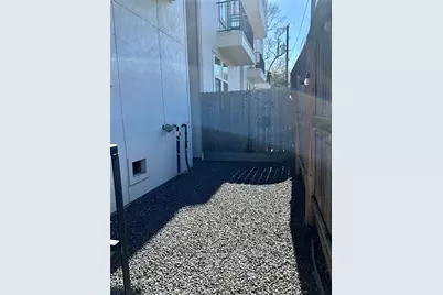 1315 W 24th Street #A, Houston, TX 77008 - Photo 33