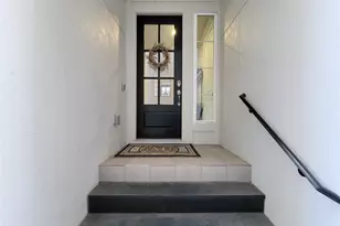 1315 W 24th St, Houston, TX 77008 - Photo 5