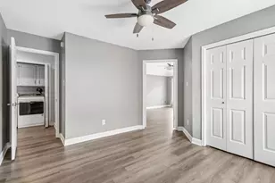 1322 W Forest Dr, Houston, TX 77043 - Photo 21