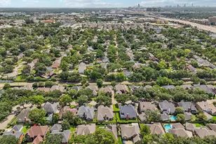 1322 W Forest Dr, Houston, TX 77043 - Photo 35
