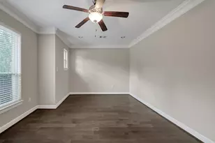 19006 August Cir, Cleveland, TX 77328 - Photo 9