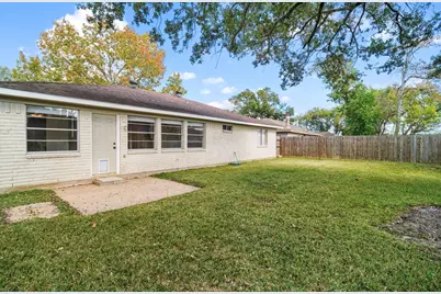 327 Windward Drive, League City, TX 77573 - Photo 29