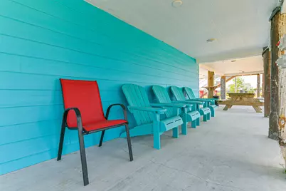 1041 N Monkhouse Drive, Crystal Beach, TX 77650 - Photo 27