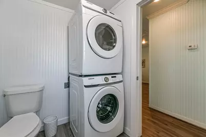 1041 N Monkhouse Drive, Crystal Beach, TX 77650 - Photo 19