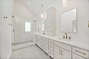1203 E 27th St, Houston, TX 77009 - Photo 11
