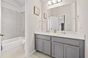 2004 Woodland Park Ct, Conroe, TX 77384 - Photo 41