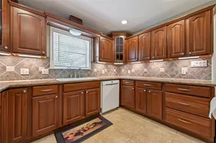 15310 Philippine St, Jersey Village, TX 77040 - Photo 17