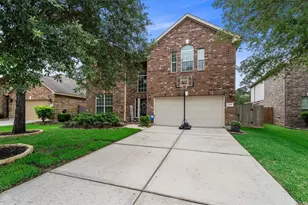 13846 McKinney Creek Ln, Houston, TX 77044 - Photo 3