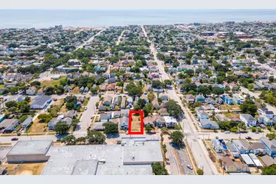 3615 Avenue N, Galveston, TX 77550 - Photo 1