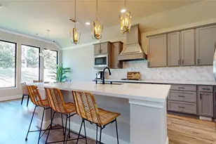 8305 Greenleaf Ridge Way, Conroe, TX 77385 - Photo 9