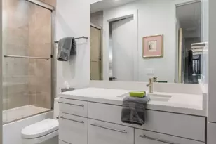 205 Portland St, Houston, TX 77006 - Photo 29