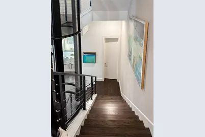 205 Portland Street, Houston, TX 77006 - Photo 17