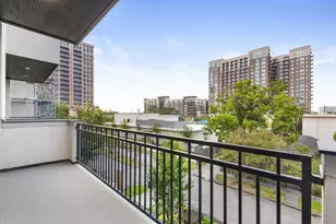 205 Portland St, Houston, TX 77006 - Photo 19