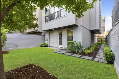 205 Portland Street, Houston, TX 77006 - Photo 33