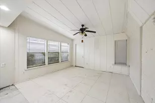 10910 Keese Dr, Houston, TX 77089 - Photo 17