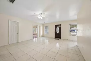 10910 Keese Dr, Houston, TX 77089 - Photo 9