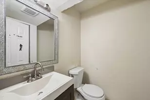 10910 Keese Dr, Houston, TX 77089 - Photo 11