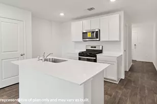 1253 Hickory Grv St, Brenham, TX 77833 - Photo 1