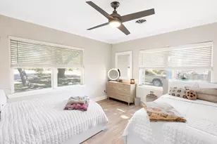 227 Ivy St, Navasota, TX 77868 - Photo 17