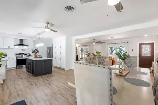 227 Ivy St, Navasota, TX 77868 - Photo 9