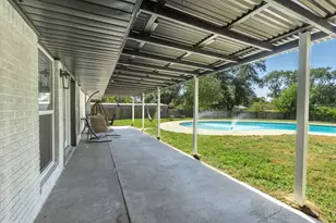 227 Ivy St, Navasota, TX 77868 - Photo 23