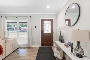 227 Ivy St, Navasota, TX 77868 - Photo 5