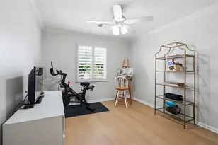 12515 Queensbury Ln, Houston, TX 77024 - Photo 17