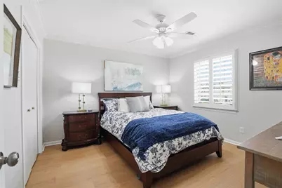 12515 Queensbury Lane, Houston, TX 77024 - Photo 15