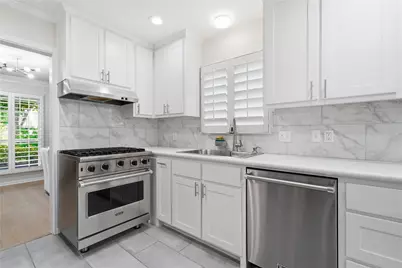 12515 Queensbury Lane, Houston, TX 77024 - Photo 11