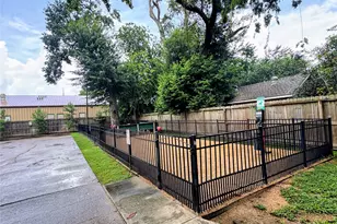 5001 Lamonte Ln, Houston, TX 77092 - Photo 11