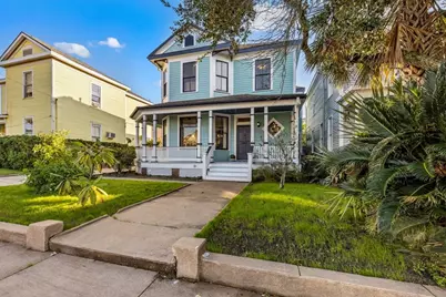 2207 Bernardo De Galvez, Galveston, TX 77550 - Photo 9