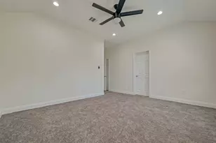 4934 Malmedy Unit Rd, Houston, TX 77033 - Photo 27