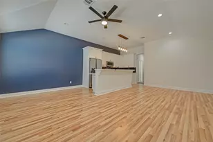 4934 Malmedy Unit Rd, Houston, TX 77033 - Photo 7
