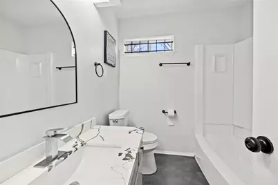 10027 Valley Sun Drive, Houston, TX 77078 - Photo 27