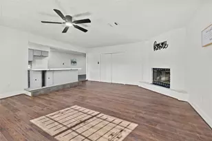 10027 Valley Sun Dr, Houston, TX 77078 - Photo 17