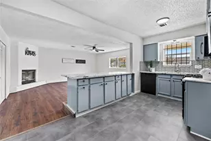 10027 Valley Sun Dr, Houston, TX 77078 - Photo 13