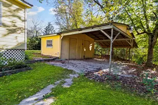 244 Holly Lake W, Livingston, TX 77351 - Photo 3