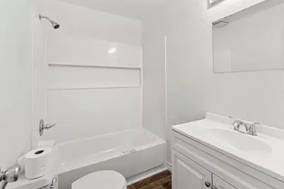 244 Holly Lake W, Livingston, TX 77351 - Photo 7