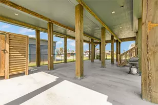 865 Kahla Dr, Crystal Beach, TX 77650 - Photo 25