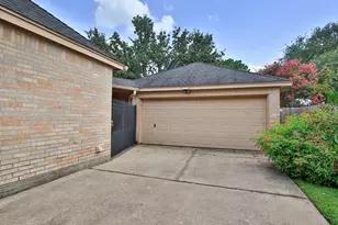 15407 Copper Branch Ln, Houston, TX 77095 - Photo 41