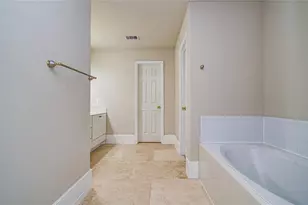 11719 Cabot Hill St, Houston, TX 77044 - Photo 15