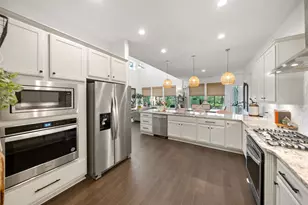 14109 N Evergreen Ridge Ct, Conroe, TX 77384 - Photo 9