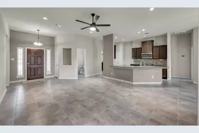 398 Rolling Hills Drive, Conroe, TX 77304 - Photo 11