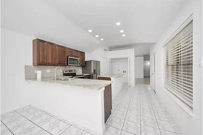 4922 E Laureldale Drive, Houston, TX 77041 - Photo 17
